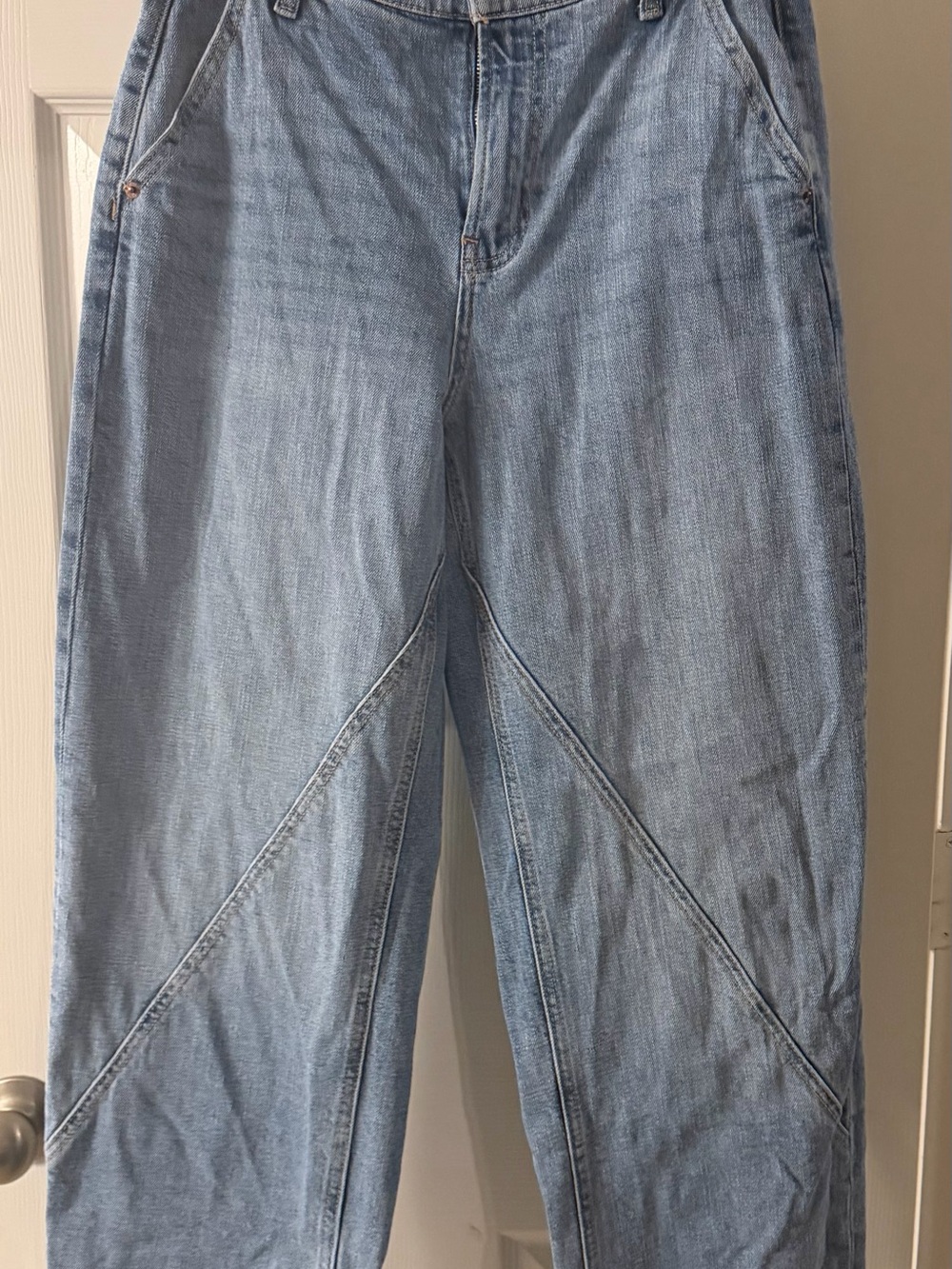 Old Navy High Rise Barrel Jeans Size 4
